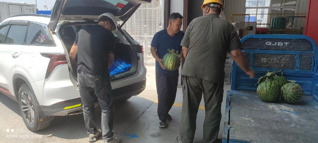 Menghantar kesejukan pada musim panas yang panas, menyatukan usaha untuk memerangi panas yang melampau